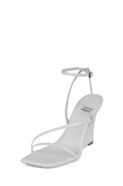 HIGHLIGHT -Jeffrey Campbell Store highlight yyh 585320