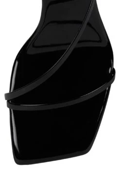 HIGHLIGHT -Jeffrey Campbell Store highlight yyh 992247