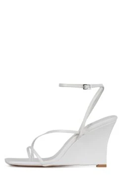 HIGHLIGHT -Jeffrey Campbell Store highlight yyh white patent 6 868594